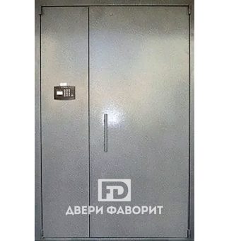 дверь с порошковым покрытием в подъезд с домофоном
