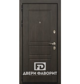 Входная дверь в офис (винорит + массив дерева)