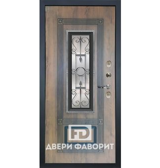 Трёхконтурная дверь в квартиру с ковкой