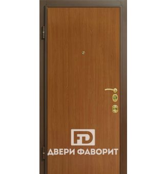 Недорогая антивандальная дверь с двумя замками и раздельной ручкой