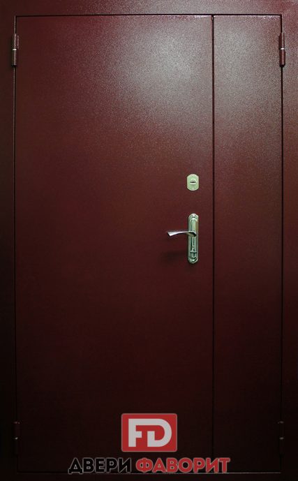 дверь стальная с двумя створками в тамбурное помещение, окрас цинкогрунтом